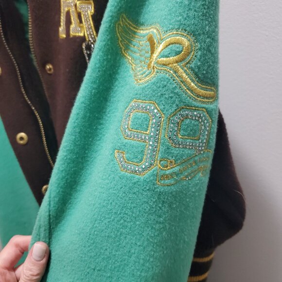 Vintage 2004 Rocawear Varsity Jacket with detachable fur hood - Picture 2 of 12